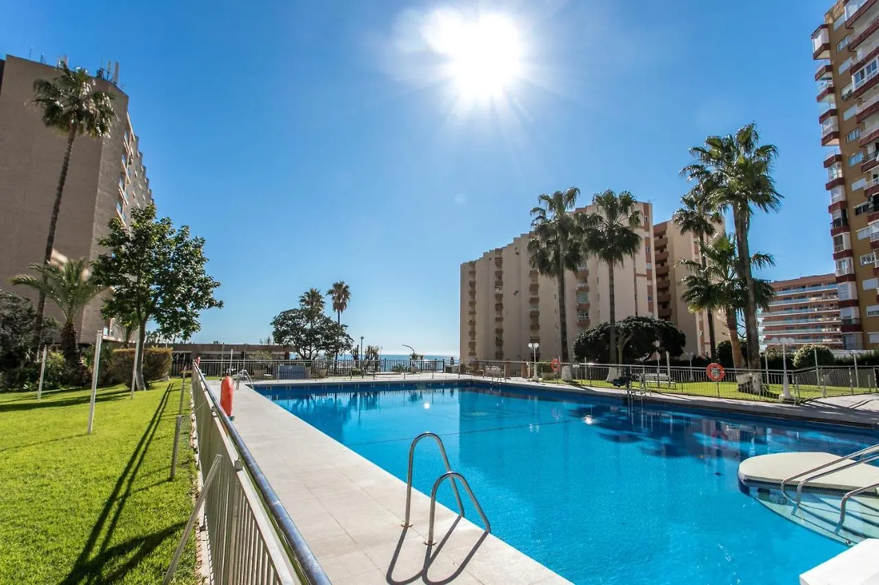 Puerto Marina Deluxe Apartamento Benalmádena